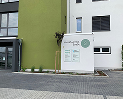 Eingang Physiotherapieschule Rhein-Nahe